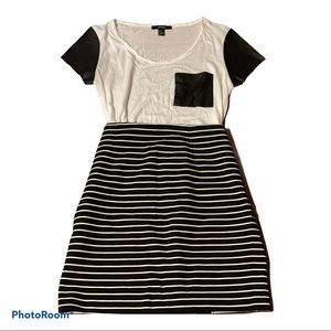 💣🧨3 for $30💣🧨 Faux Leather Sleeve Tee